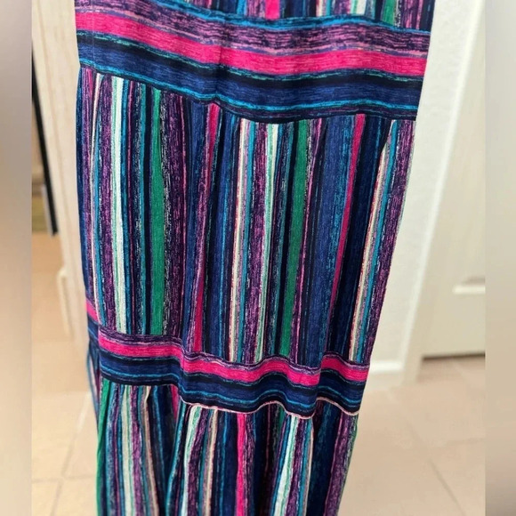 BEAUTIFUL FUN COLORFUL STRIPED MAXI DRESS SIZE MEDIUM - Picture 7 of 13